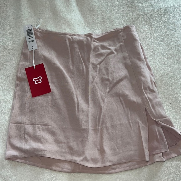 Aritzia Dresses & Skirts - Tatiana skirt